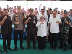 Bupati Jombang Launching BLT DBHCHT Untuk Buruh Tani Tembakau Dan Buruh Pabrik Rokok di 5 Kecamatan Utara Brantas