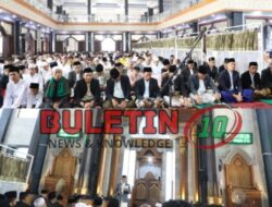 Shalat Idul Fitri, Pj Bupati Jombang Tekankan Keutamaan Ukhuwah Islamiyah dan Wathaniyah